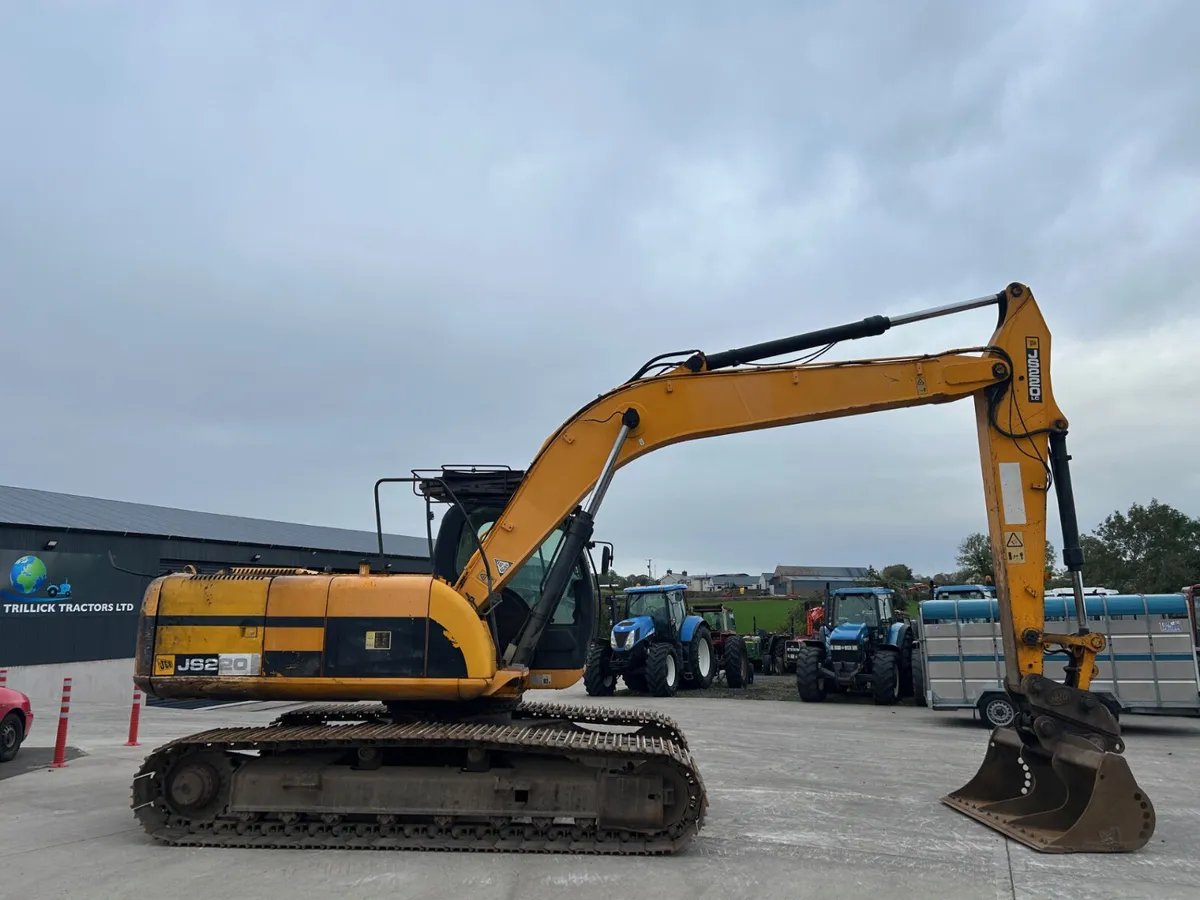 (2010) JCB JS 220LC - Image 1