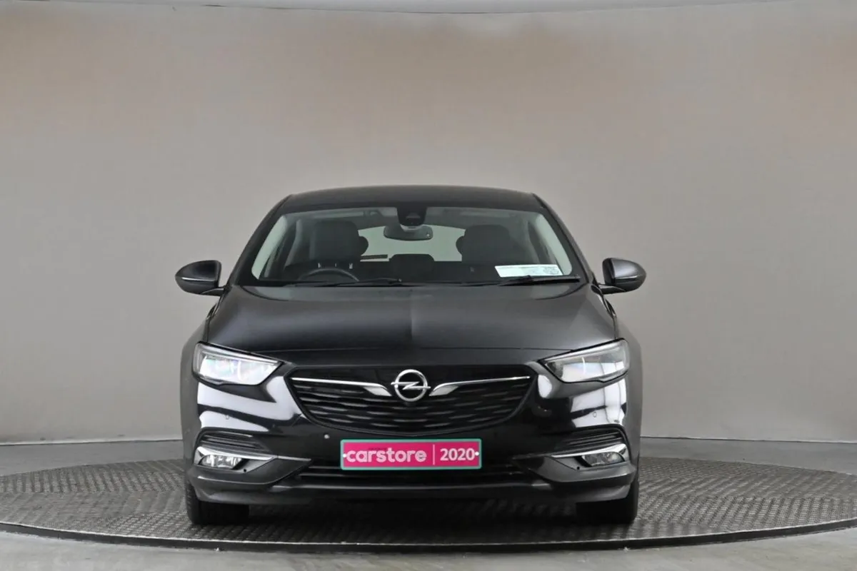 Opel Insignia 1.6 Grand Sport SRI 136BHP Turbo 5DR - Image 2