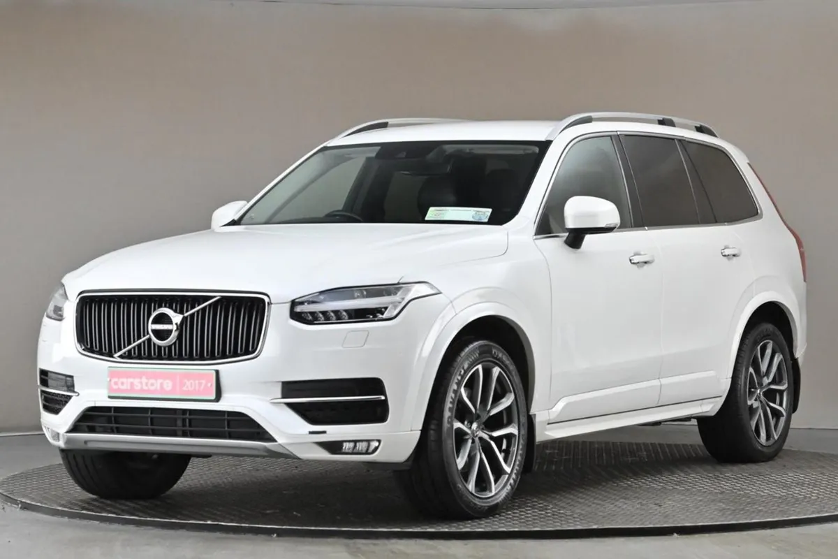 Volvo XC90 2.0 D5 Momentum Powerpulse AWD 7seats - Image 3
