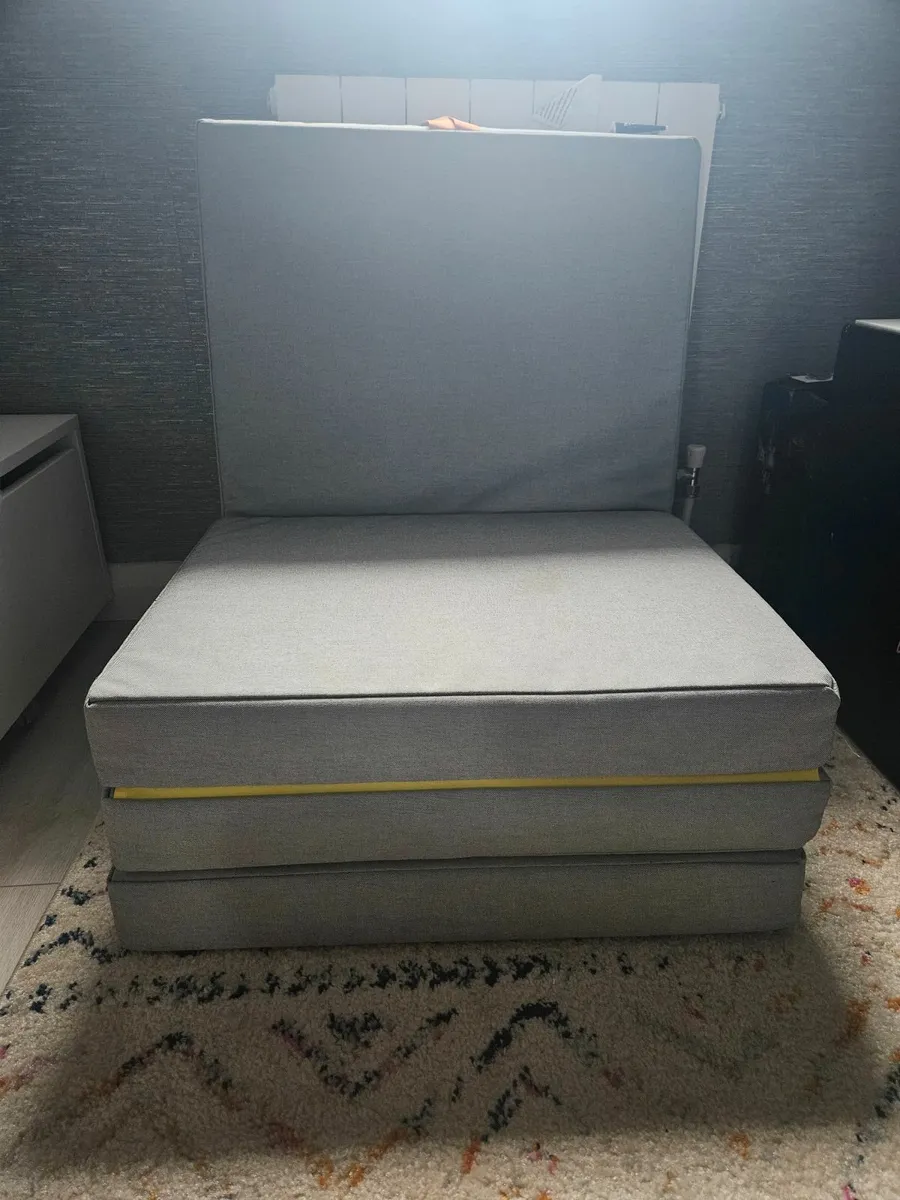 Pull out bed - Image 2
