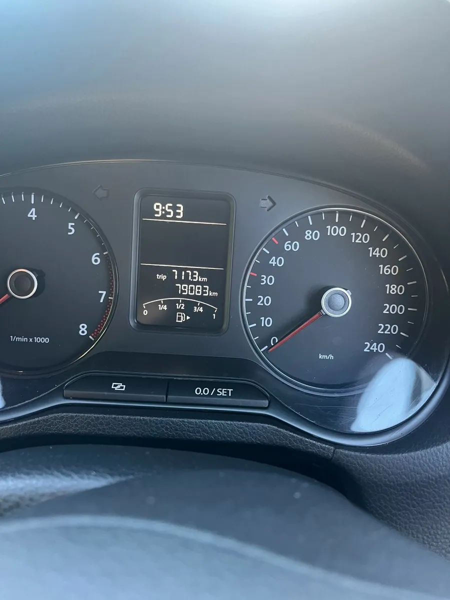 Volkswagen Polo 2013 - Image 4