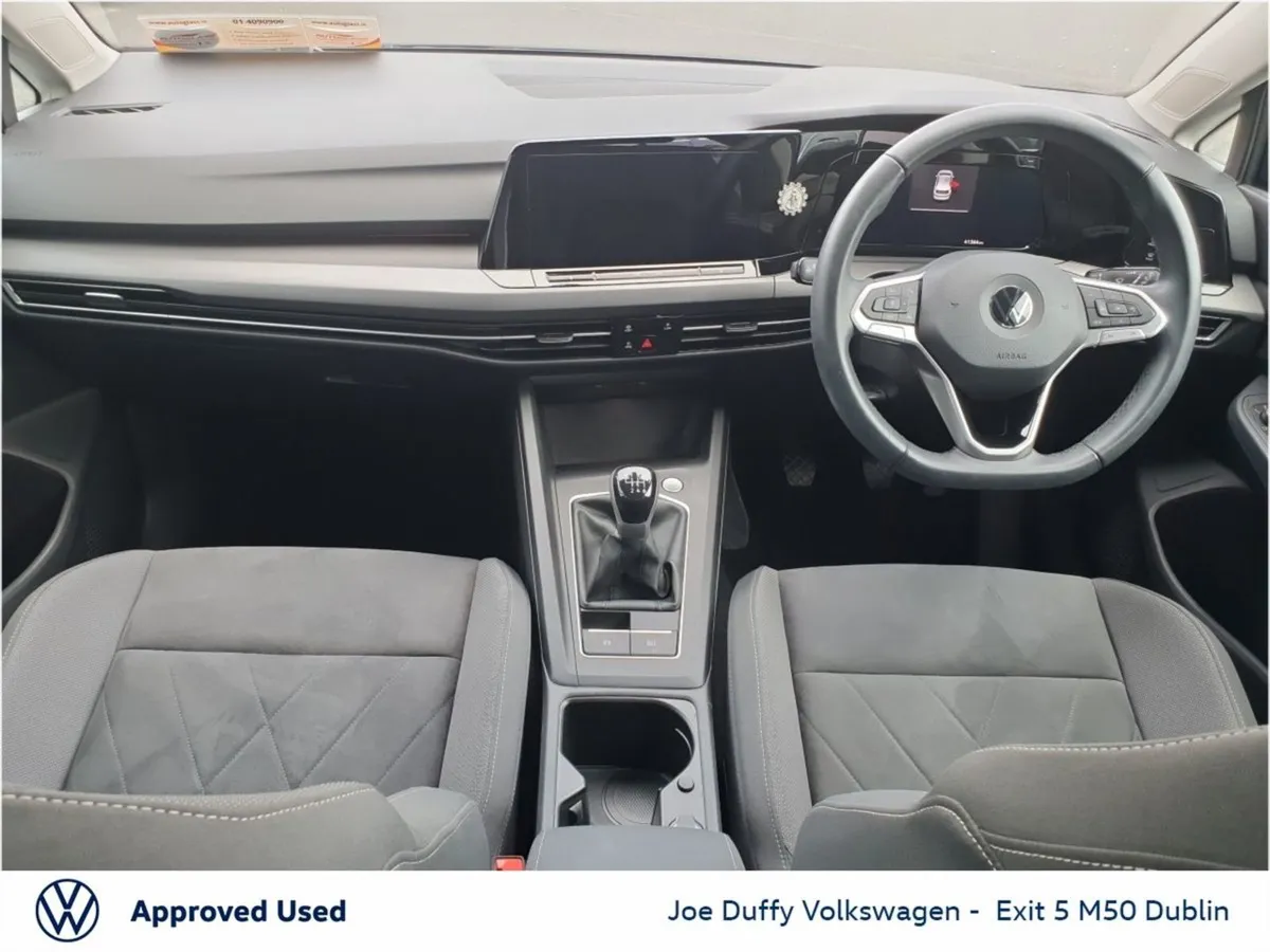 Volkswagen Golf 1.5 TSI 130HP Style - Image 2