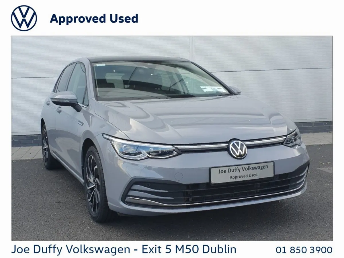 Volkswagen Golf 1.5 TSI 130HP Style - Image 1