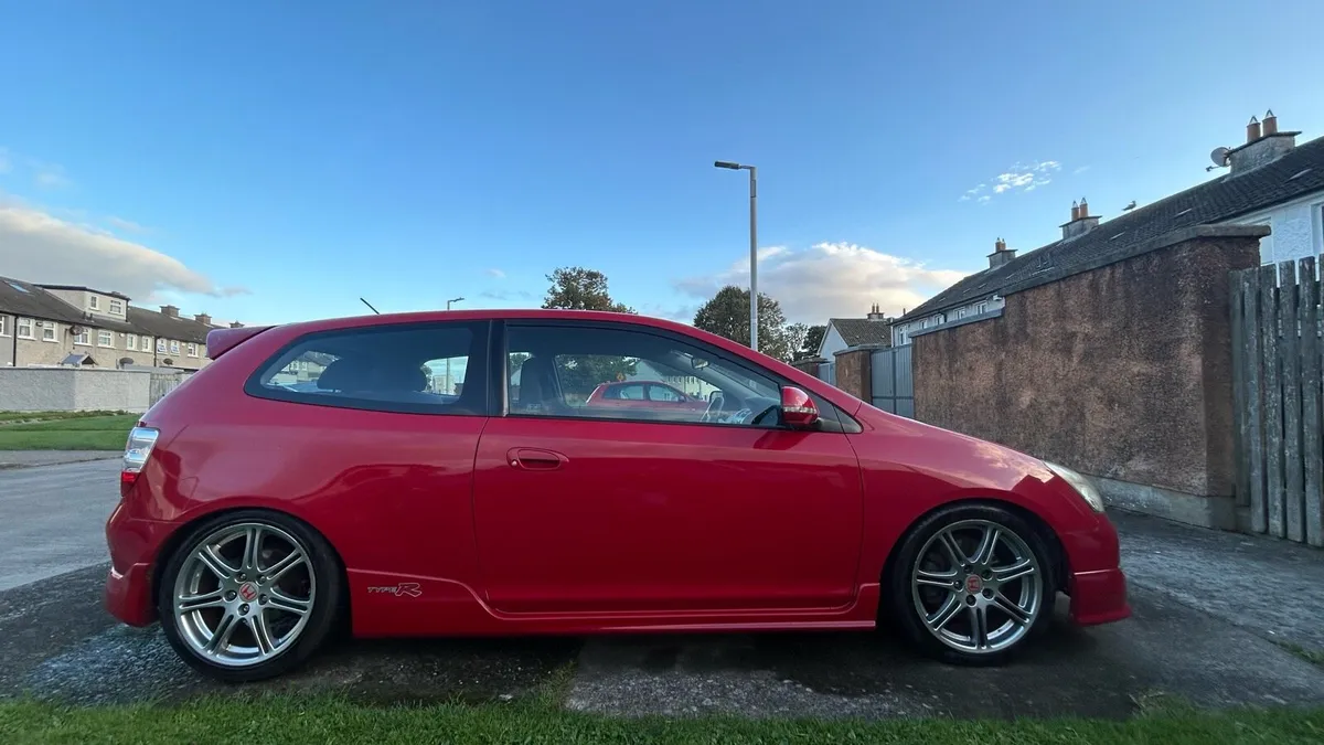 2004 Honda Civic Type R EP3 - Image 4