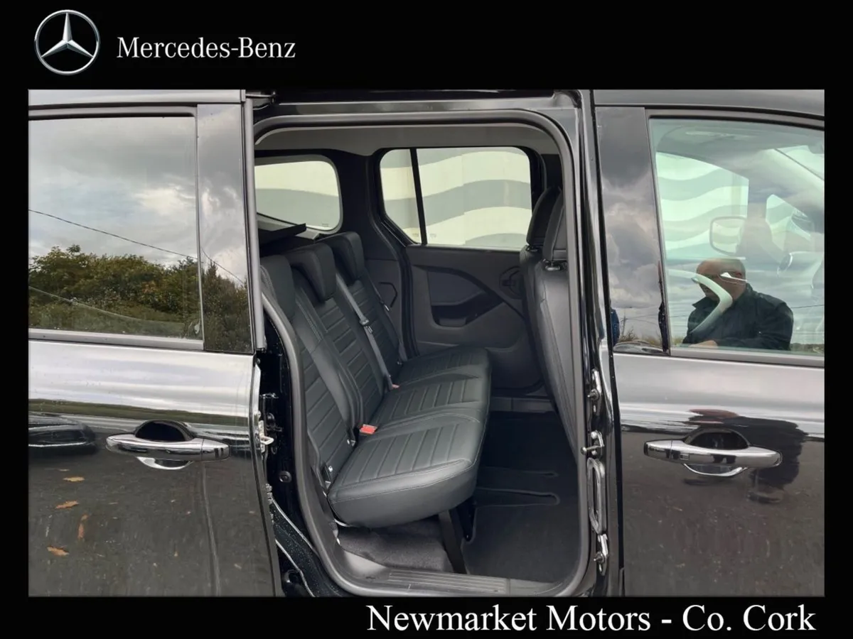 Mercedes-Benz T-Class 180D Automatic Progressive - Image 3