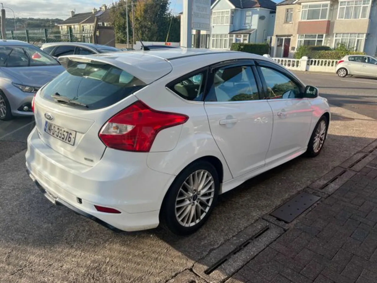 Ford Focus 1.0 Ecoboost Zetec S 125PS 5DR - Image 3