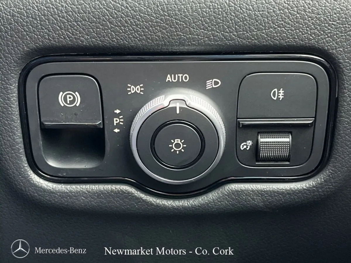 Mercedes-Benz Vito 114CDI Select Automatic 140BHP - Image 4