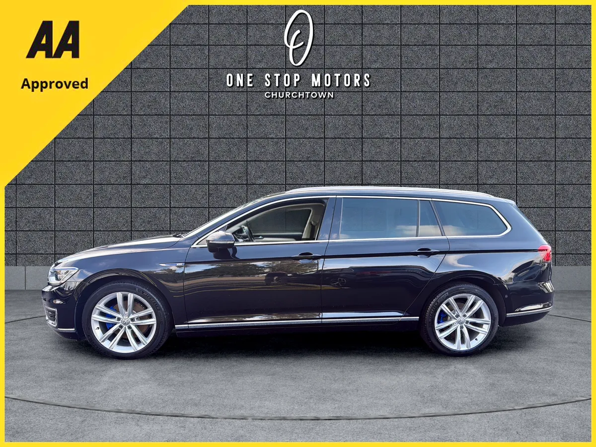 2016 VW Passat 1.4GTE AUTO *HUGE SPEC* MASSAGE S - Image 2