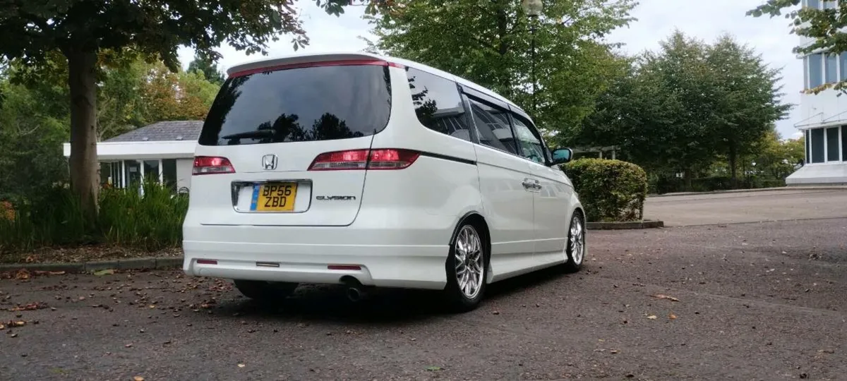 2006 Honda Elysion Mugen JDM 8 seater - Image 3