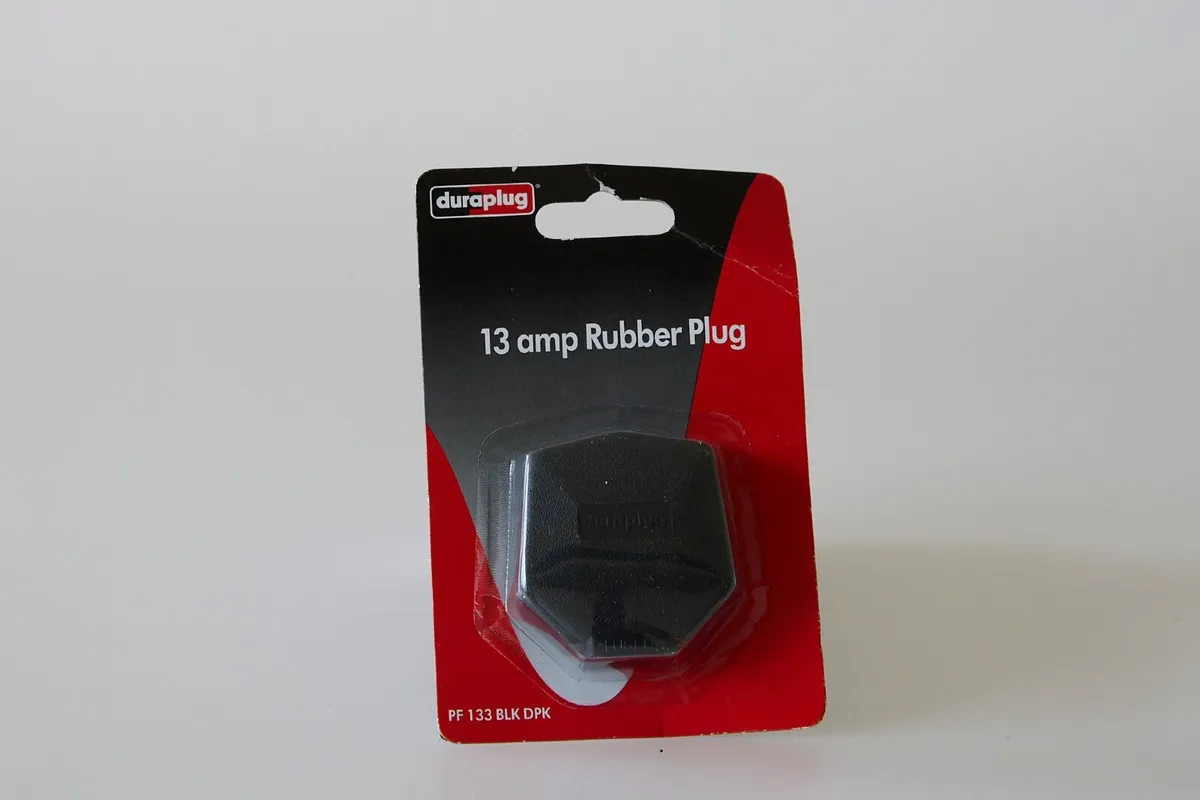 13A Rubber Plug – Heavy Duty