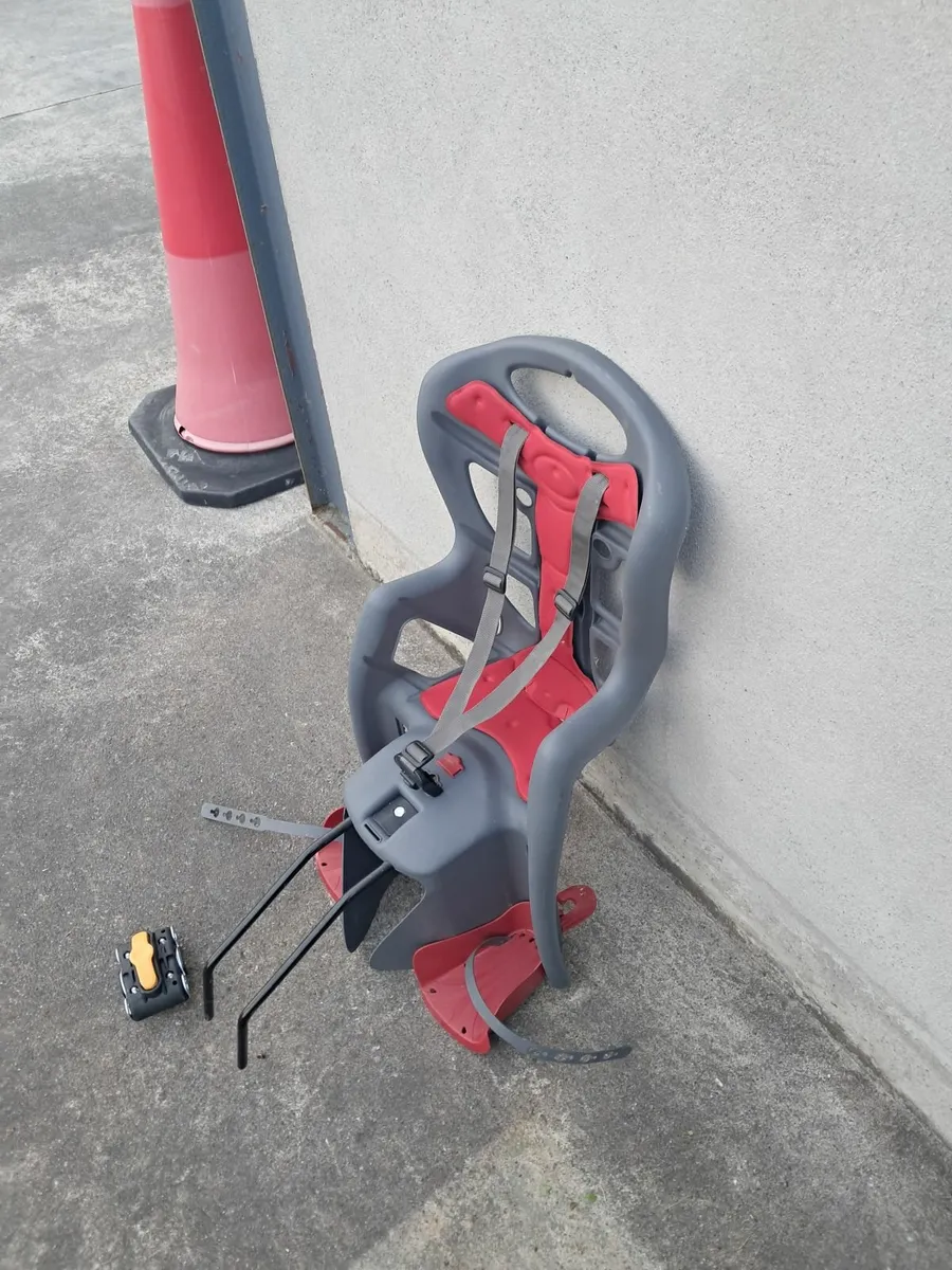 Baby Bike Seat and Bracket. - Image 4