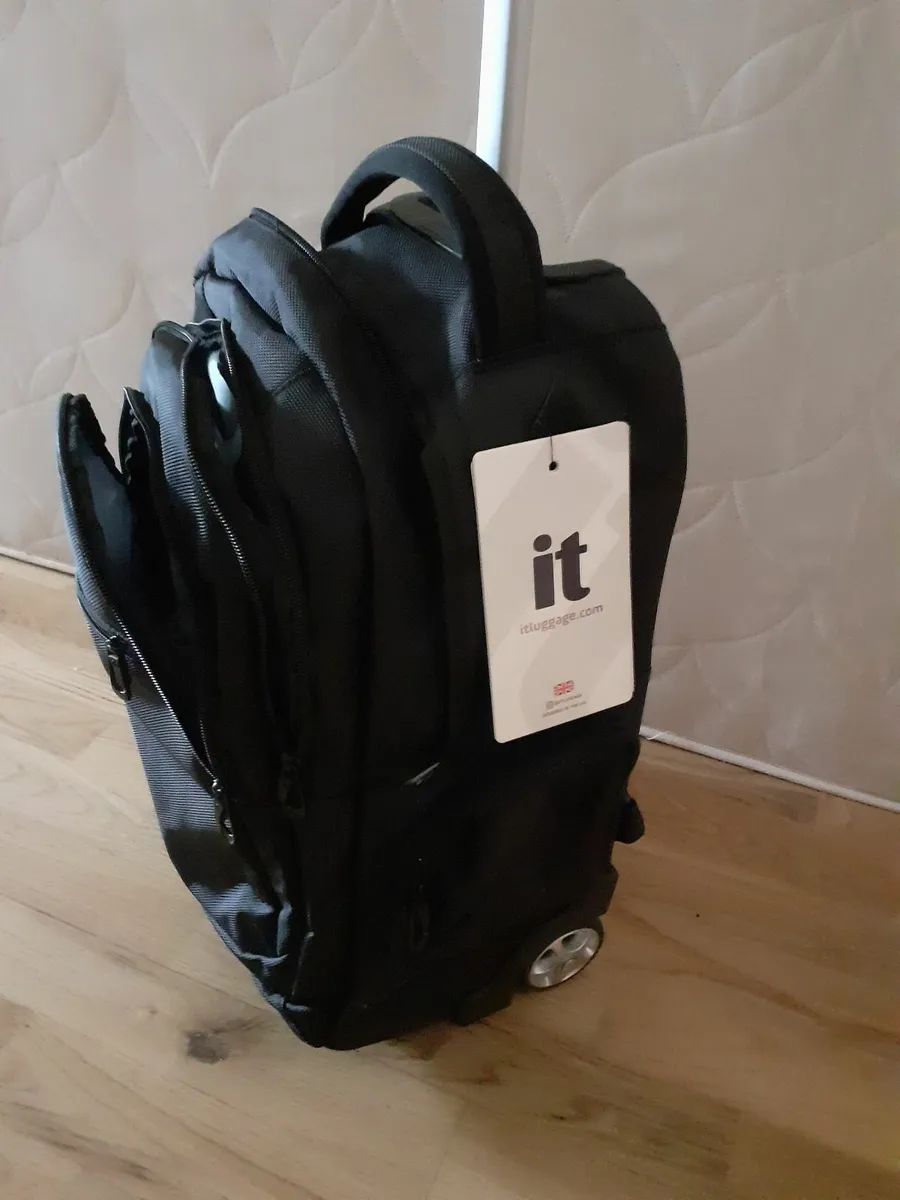 New wheeled Laptop travel or college bag - Image 1
