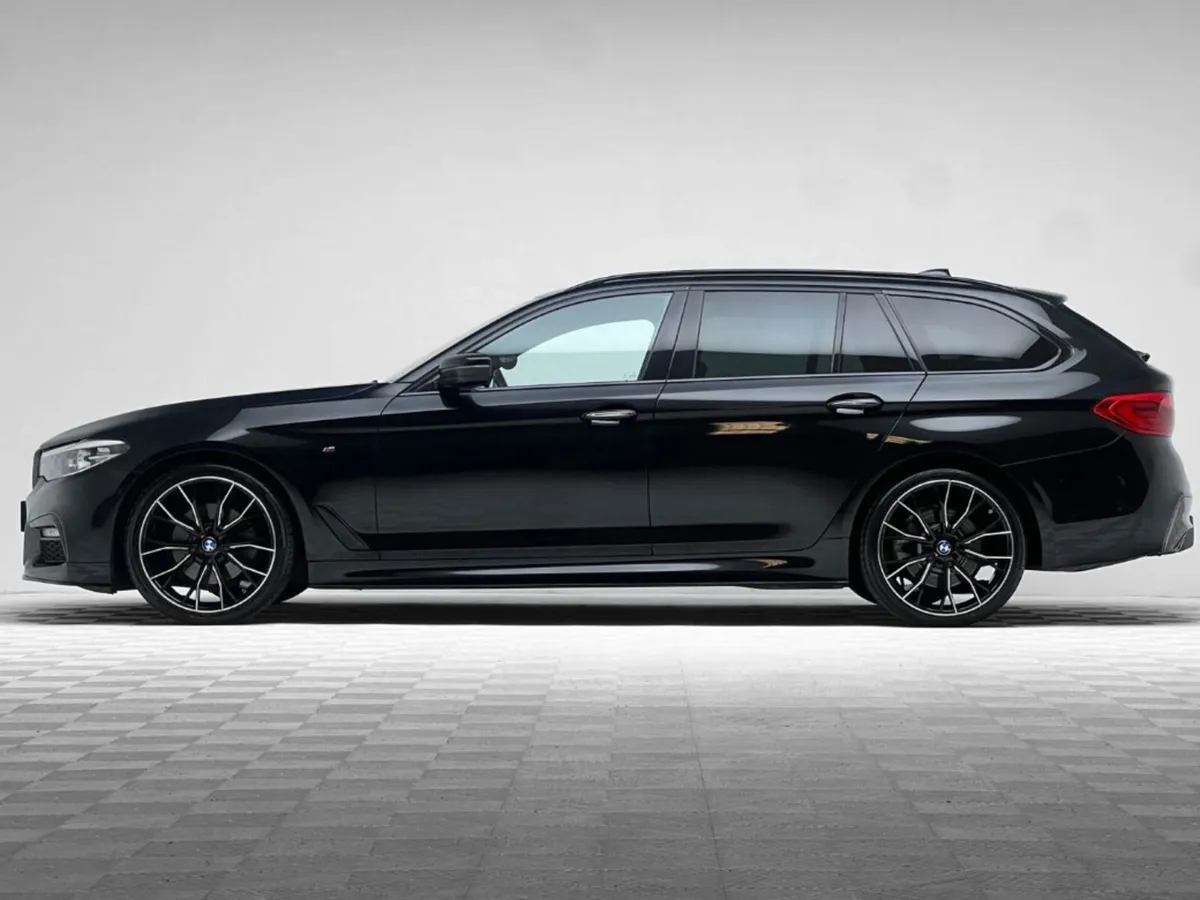 BMW 5-Series 520D M SPORT TOURING - Image 4