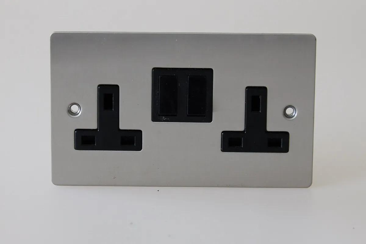 Chrome Double 13A Socket – Brand New