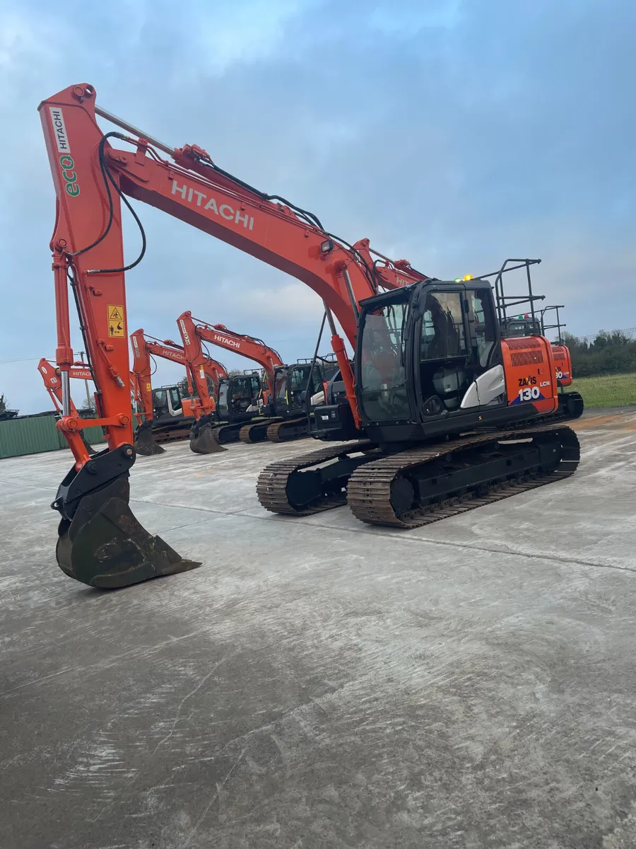 HITACHI ZX130-6 - Image 1