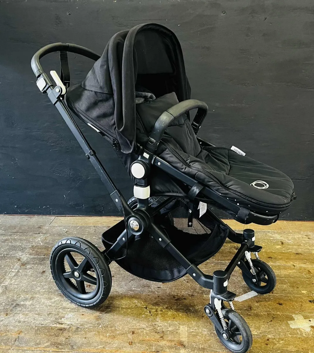 Pram - Image 1
