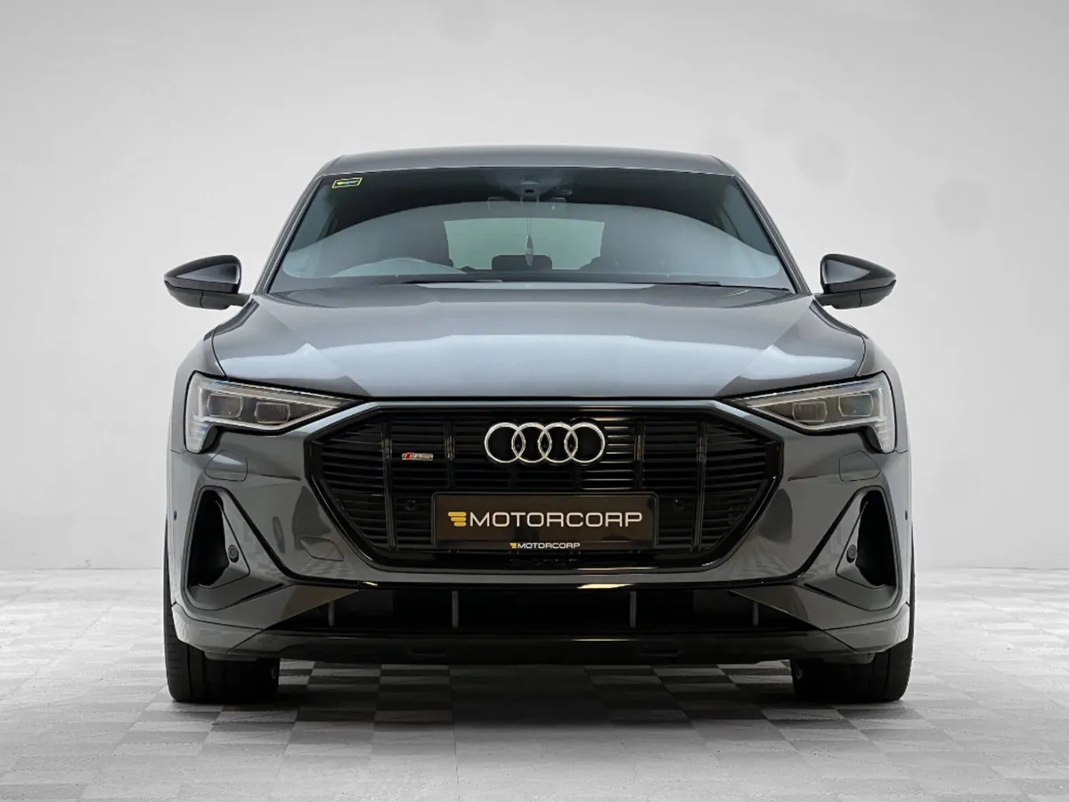 Audi e-tron 50 S LINE QUATTRO - Image 2