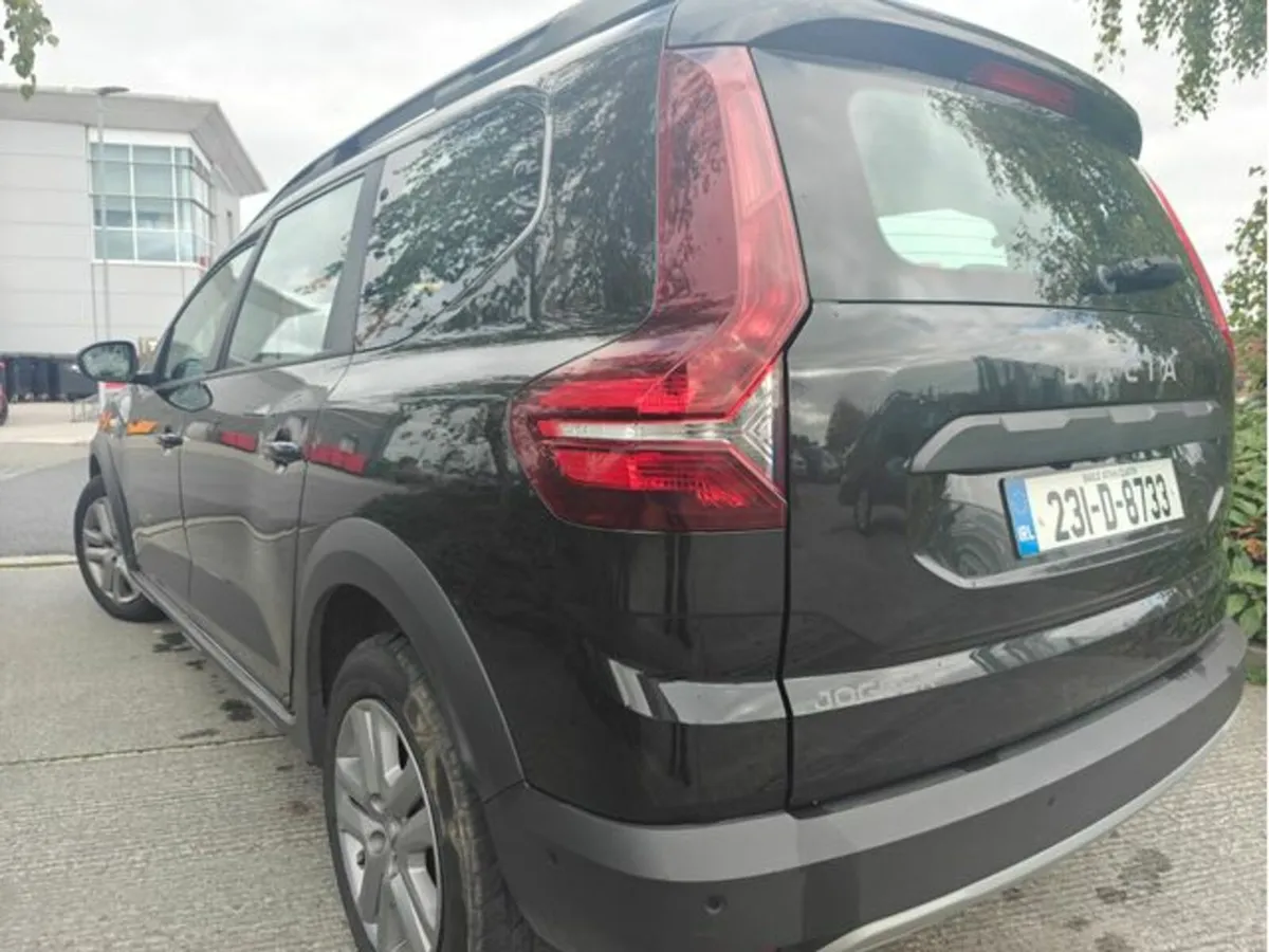 Dacia Jogger Comfort TCE 110 5DR - Image 2