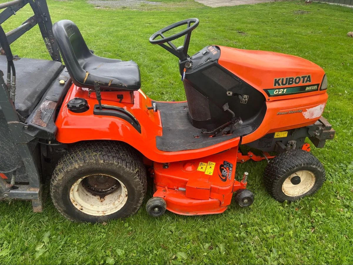 Kubota G21 High Lift Lawnmower - Image 3