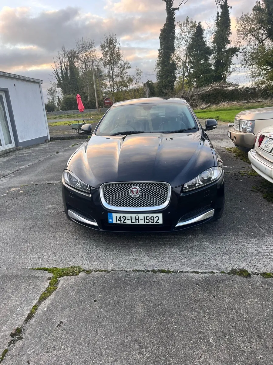 Jaguar XF - Image 2