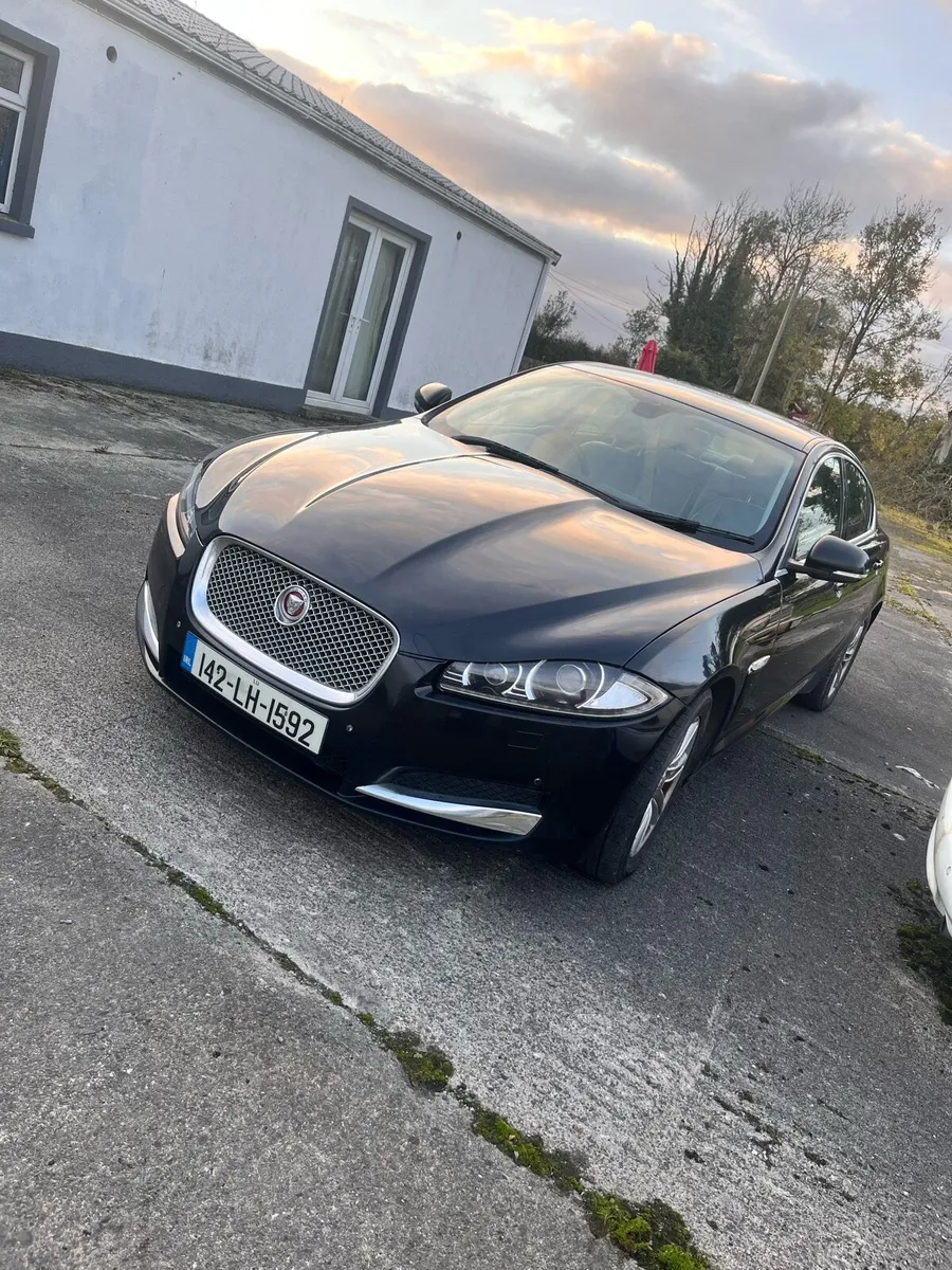 Jaguar XF - Image 3