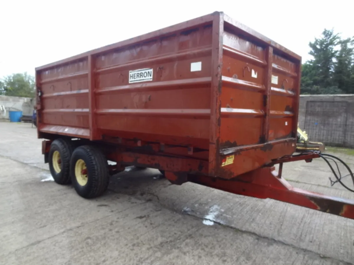 Herron Tipping Trailer with Silage Sides - Image 1