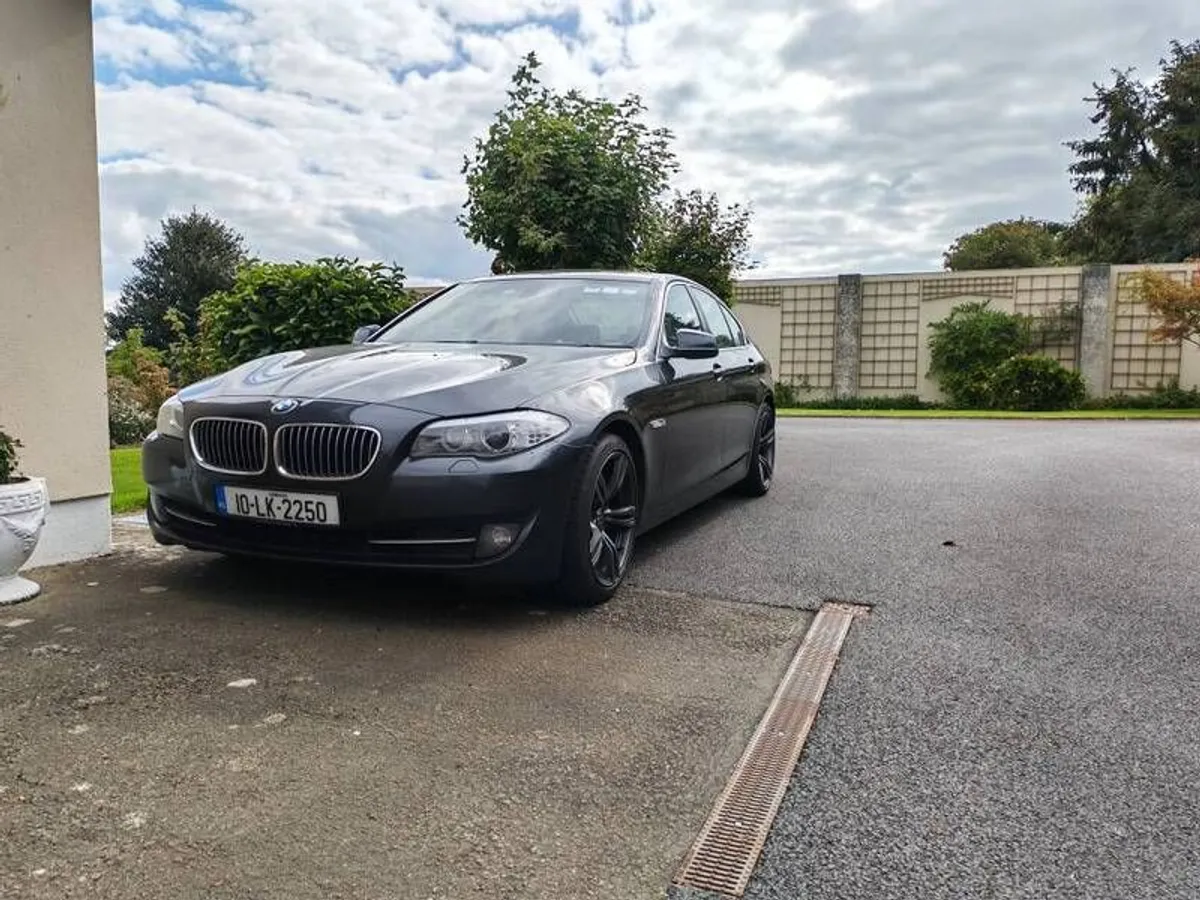 2010 Bmw 525 - Image 3
