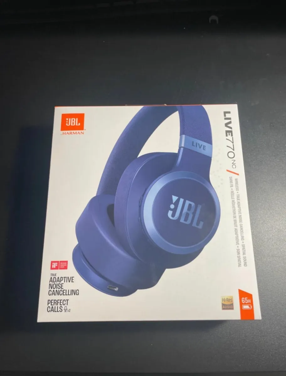 JBL Noise Cancelation Headphones - Image 1