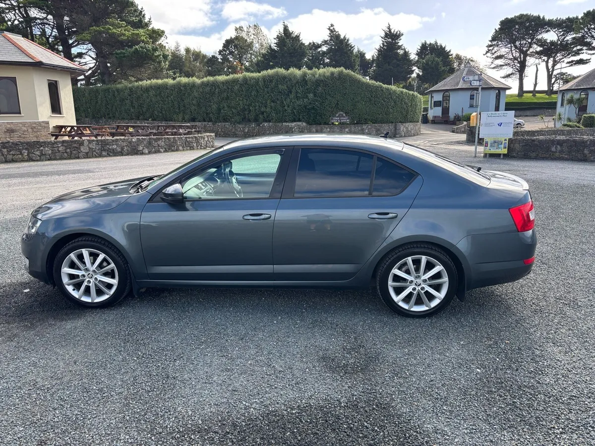 Skoda Octavia elegance 150bhp - Image 2