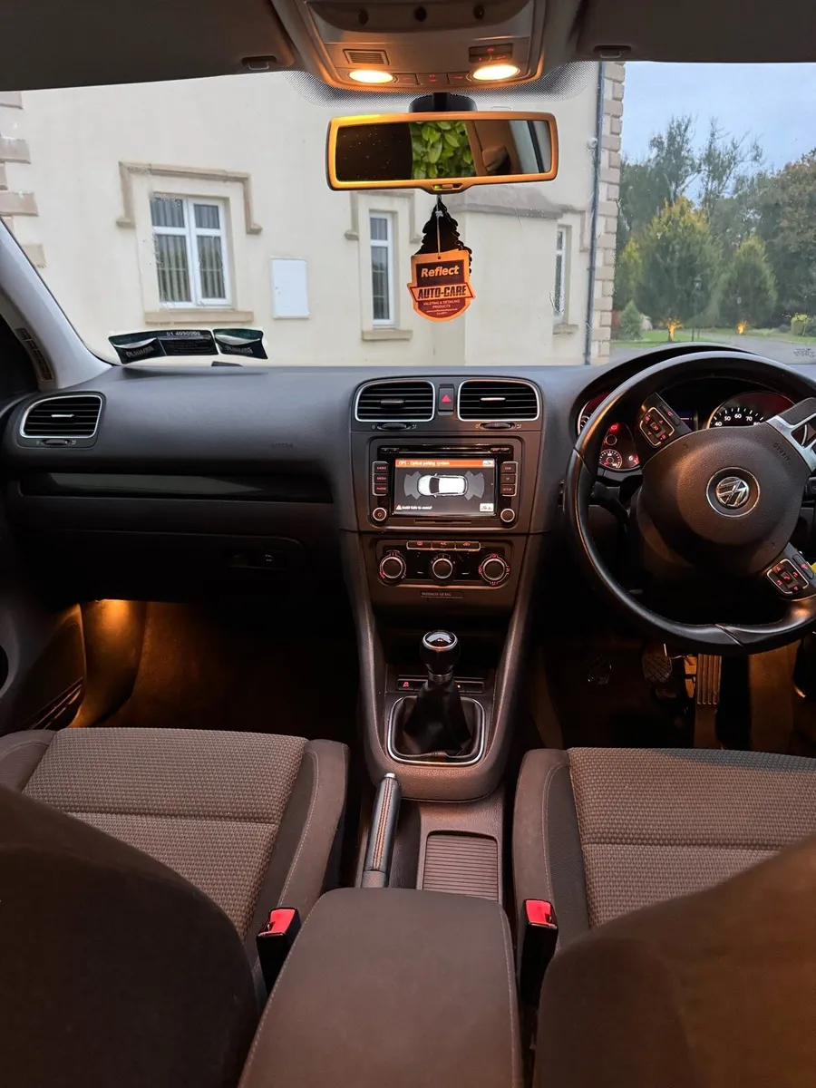 VW Golf - Image 4