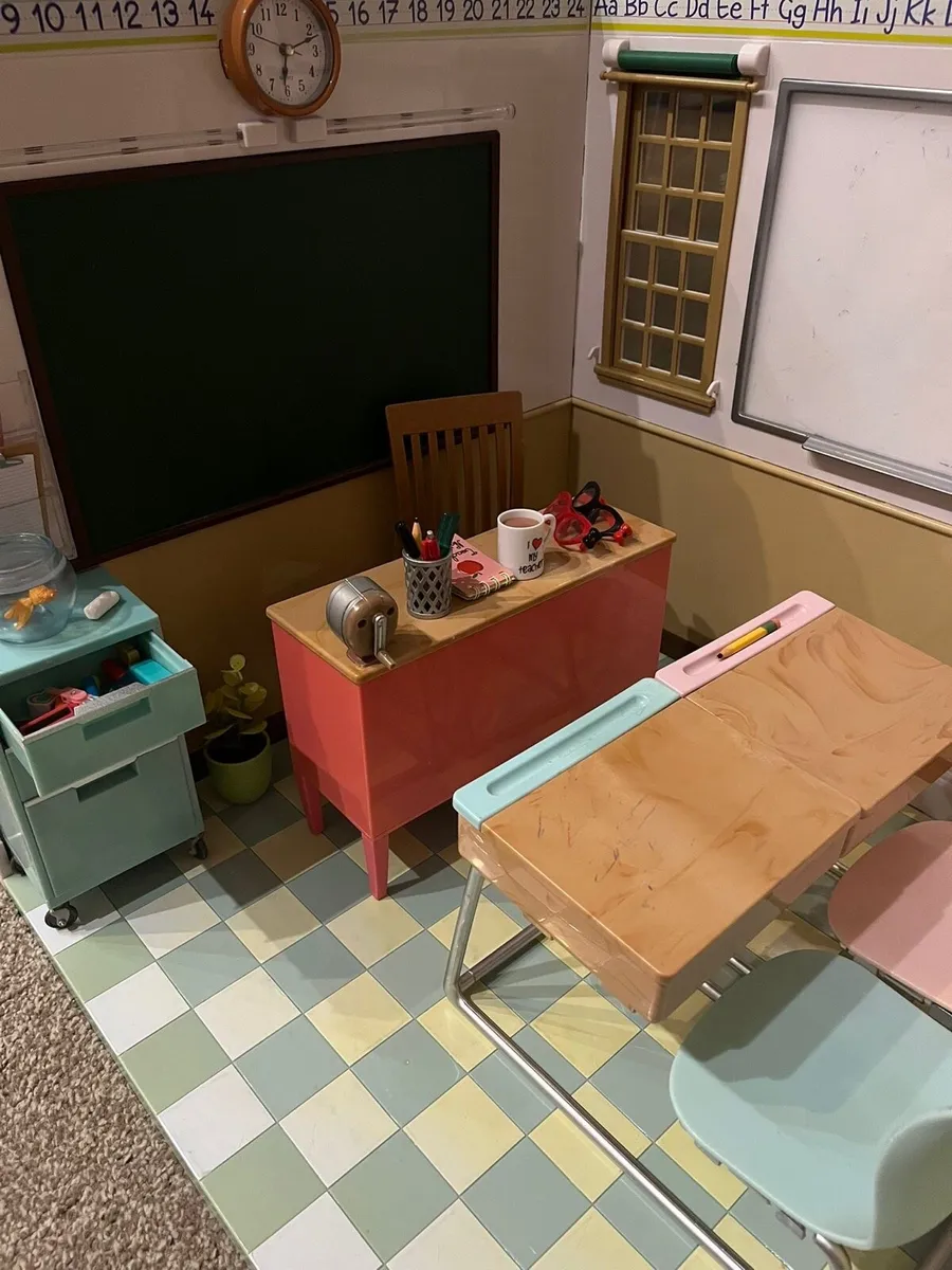 Our Generation Dolls School Room - Image 2