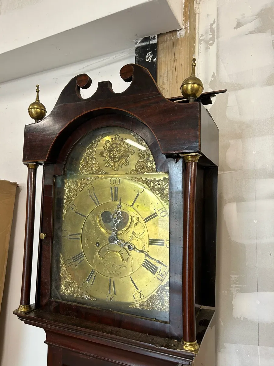 Antique grandfather clock - Image 1