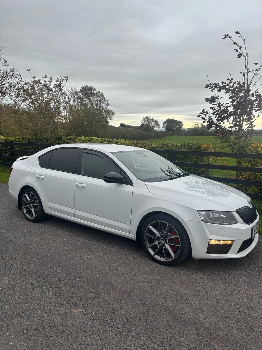 2015 Skoda VRS diesel 185bhp Black edition - Image 1