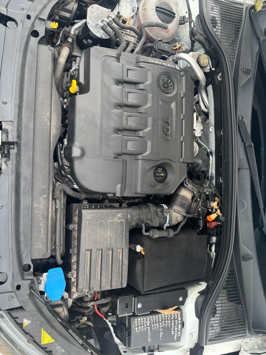 2015 Skoda VRS diesel 185bhp Black edition - Image 4