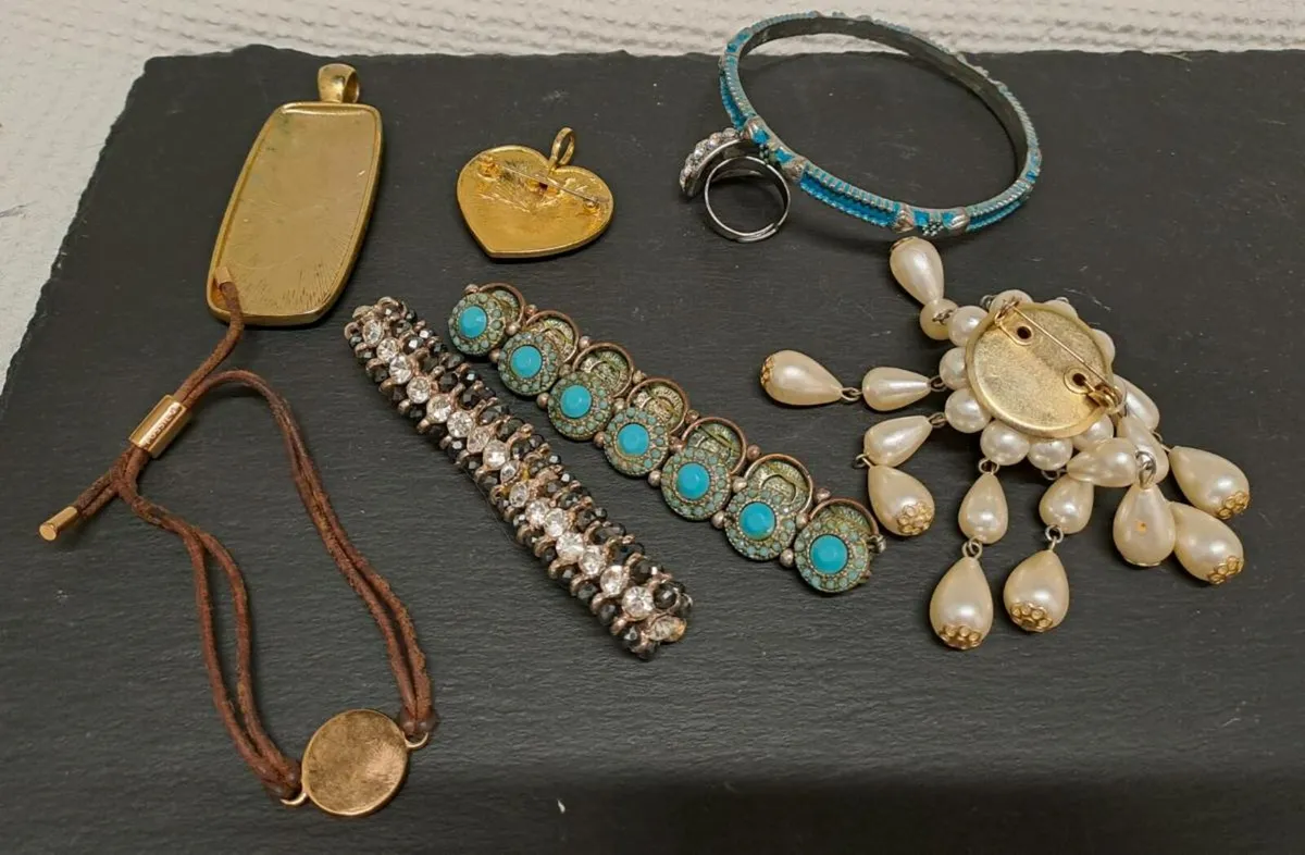 Various jewellery pieces lot 1 - Image 2