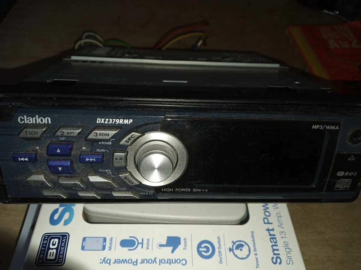 Clarion cd/radio - Image 1