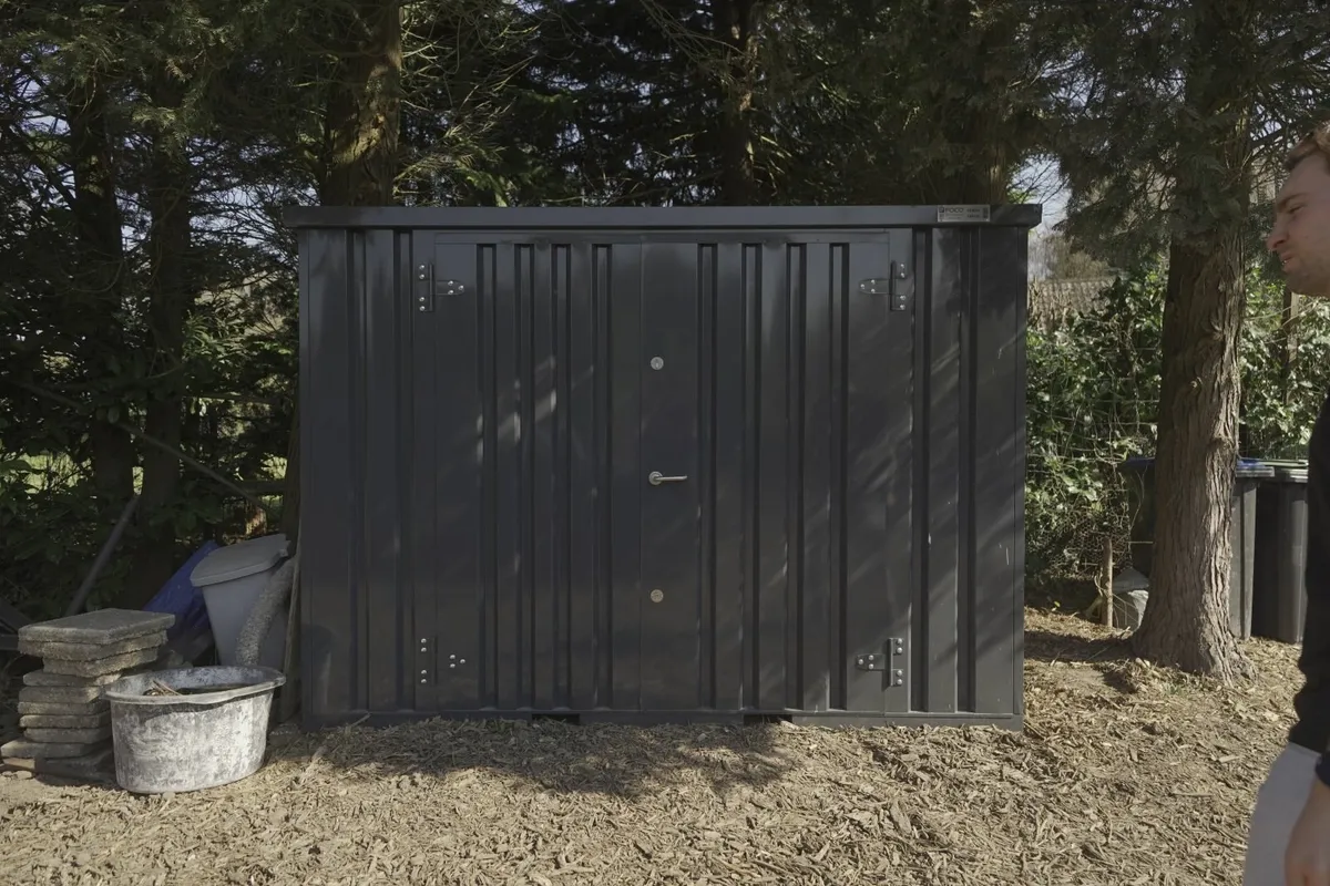 10 foot demountable container - Image 1