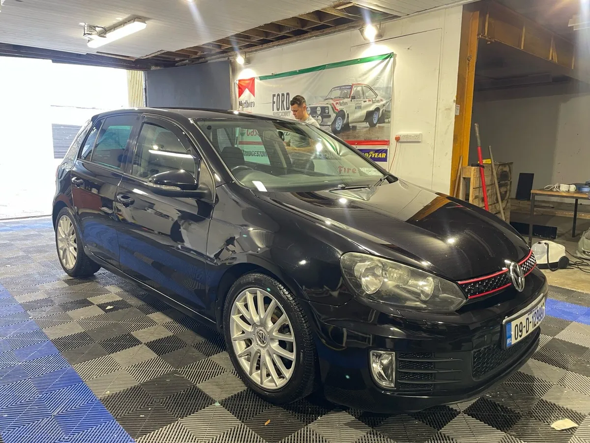 Volkswagen Golf tdi gt sport low mileage - Image 1