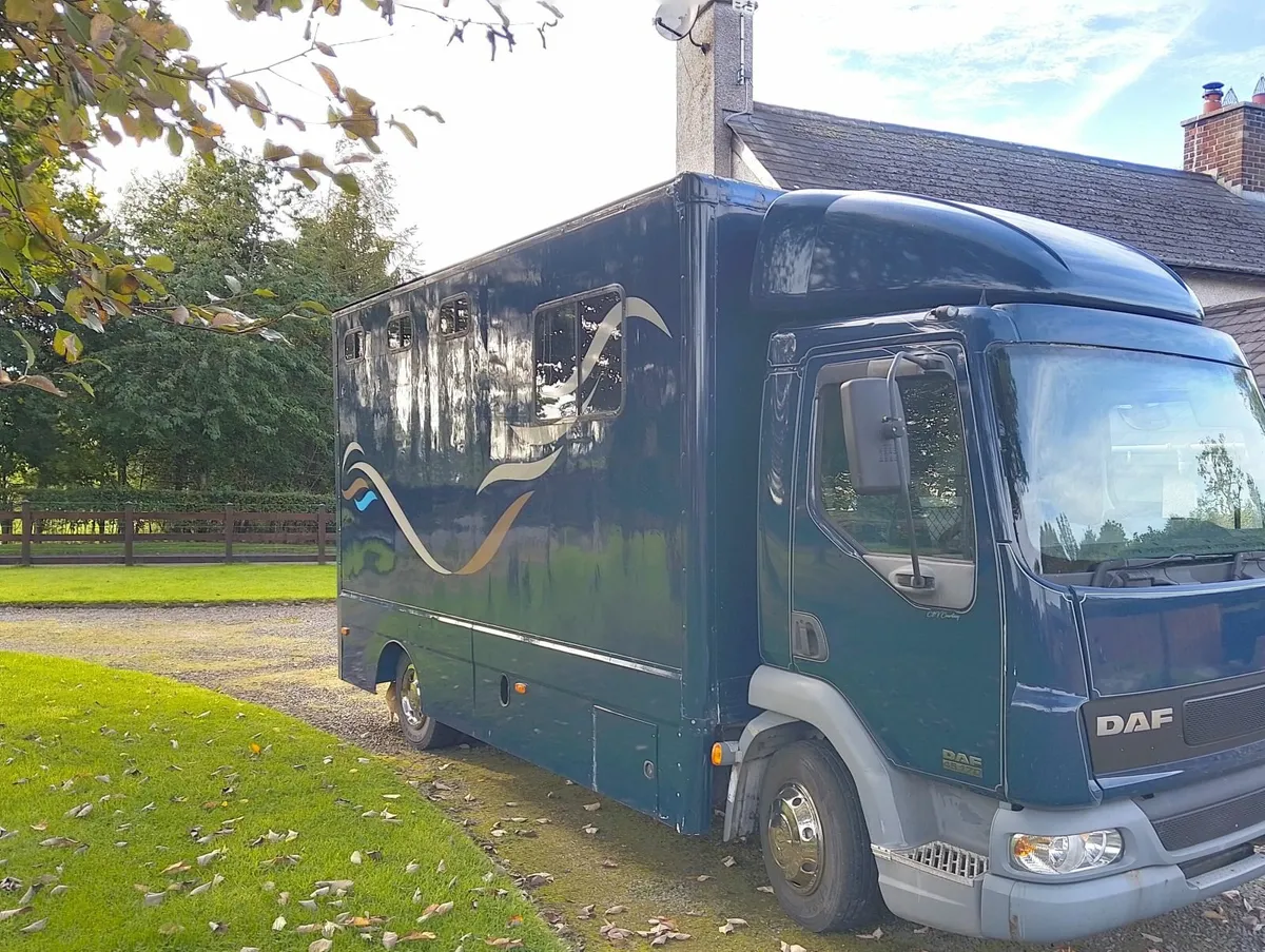 Horse Transport - Image 1