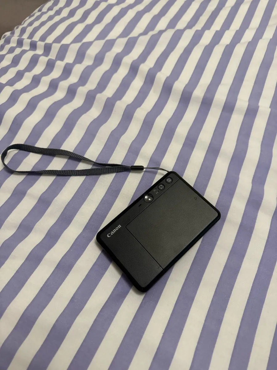 Canon Zoe Mini S (camera and printer in 1) - Image 2