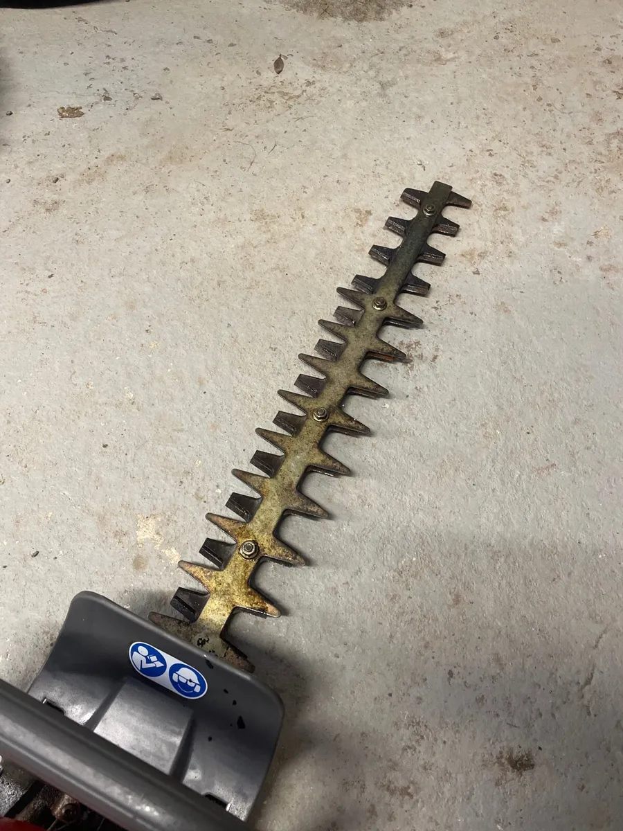 Efco hedge trimmer - Image 3