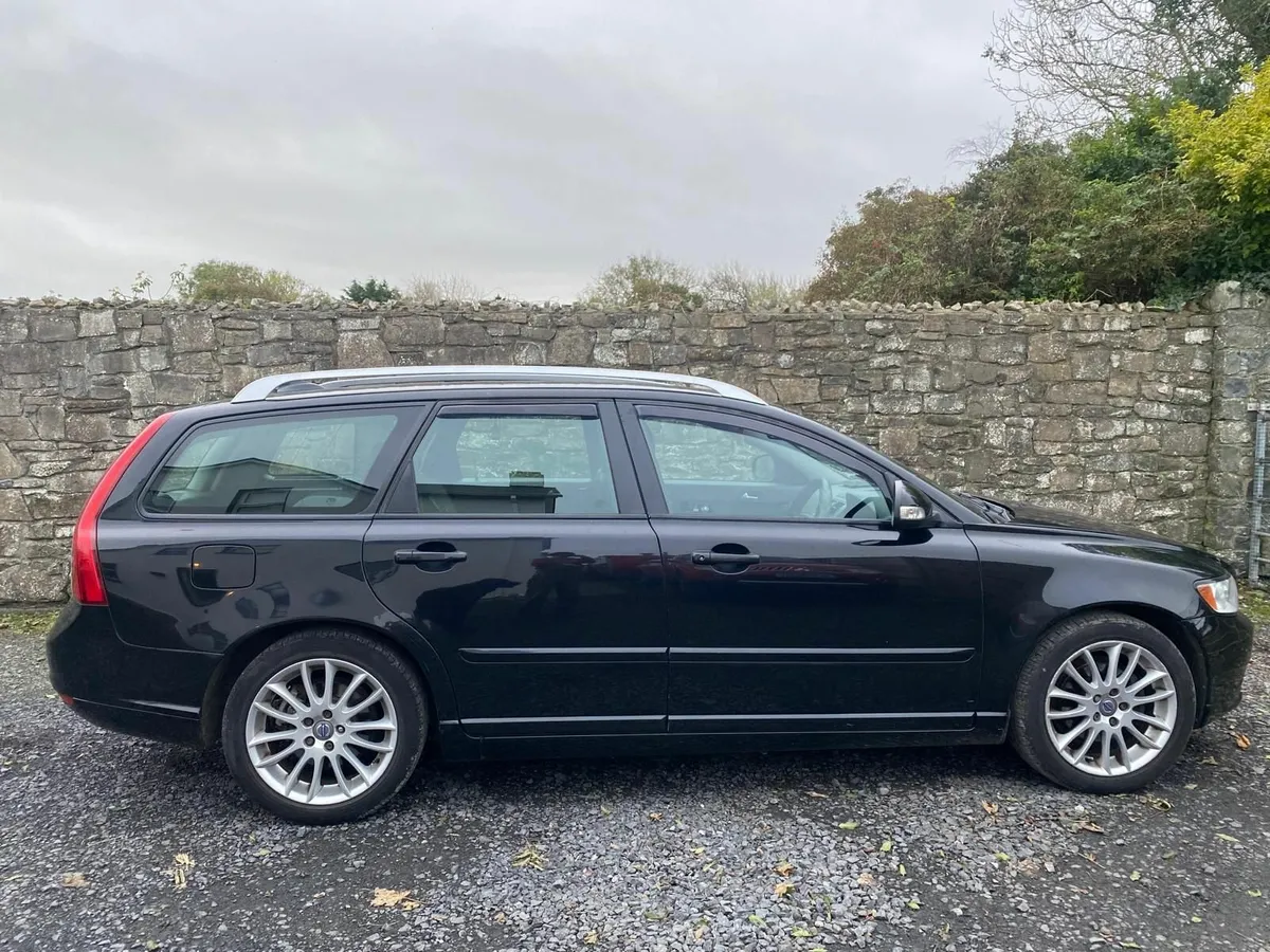 Volvo V50 2012 - Image 4