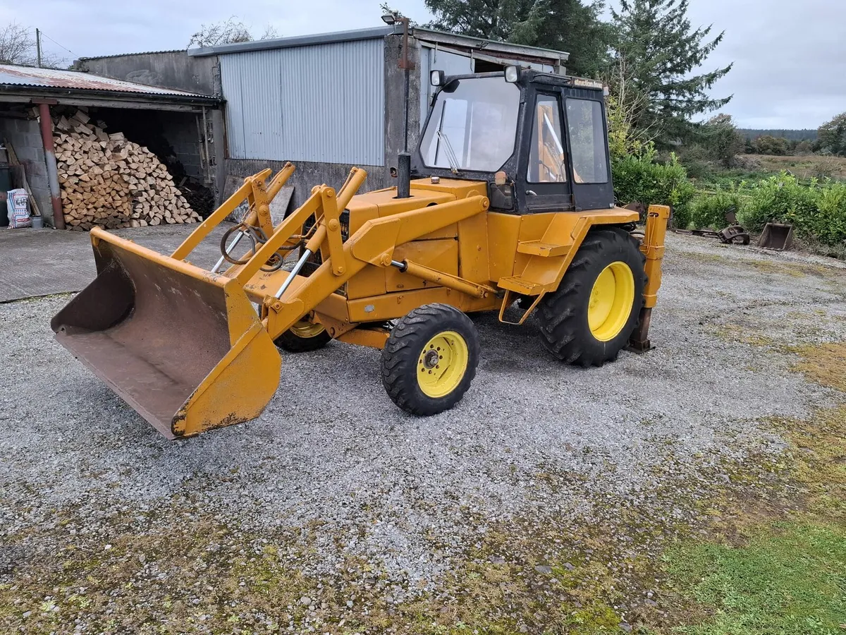 Case 580f digger - Image 2