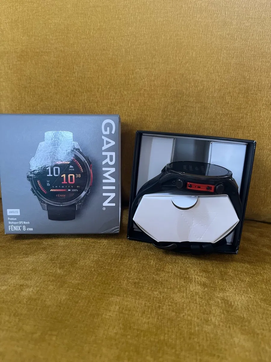 Garmin Fenix 8, 47mm Amoled Watch - Image 3