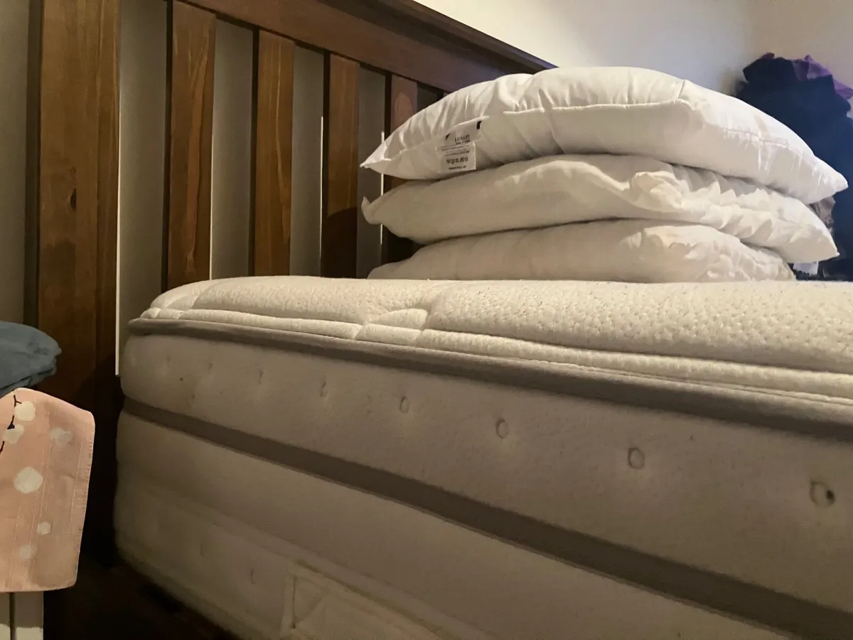 2 Beds & 2 Mattress - Image 1