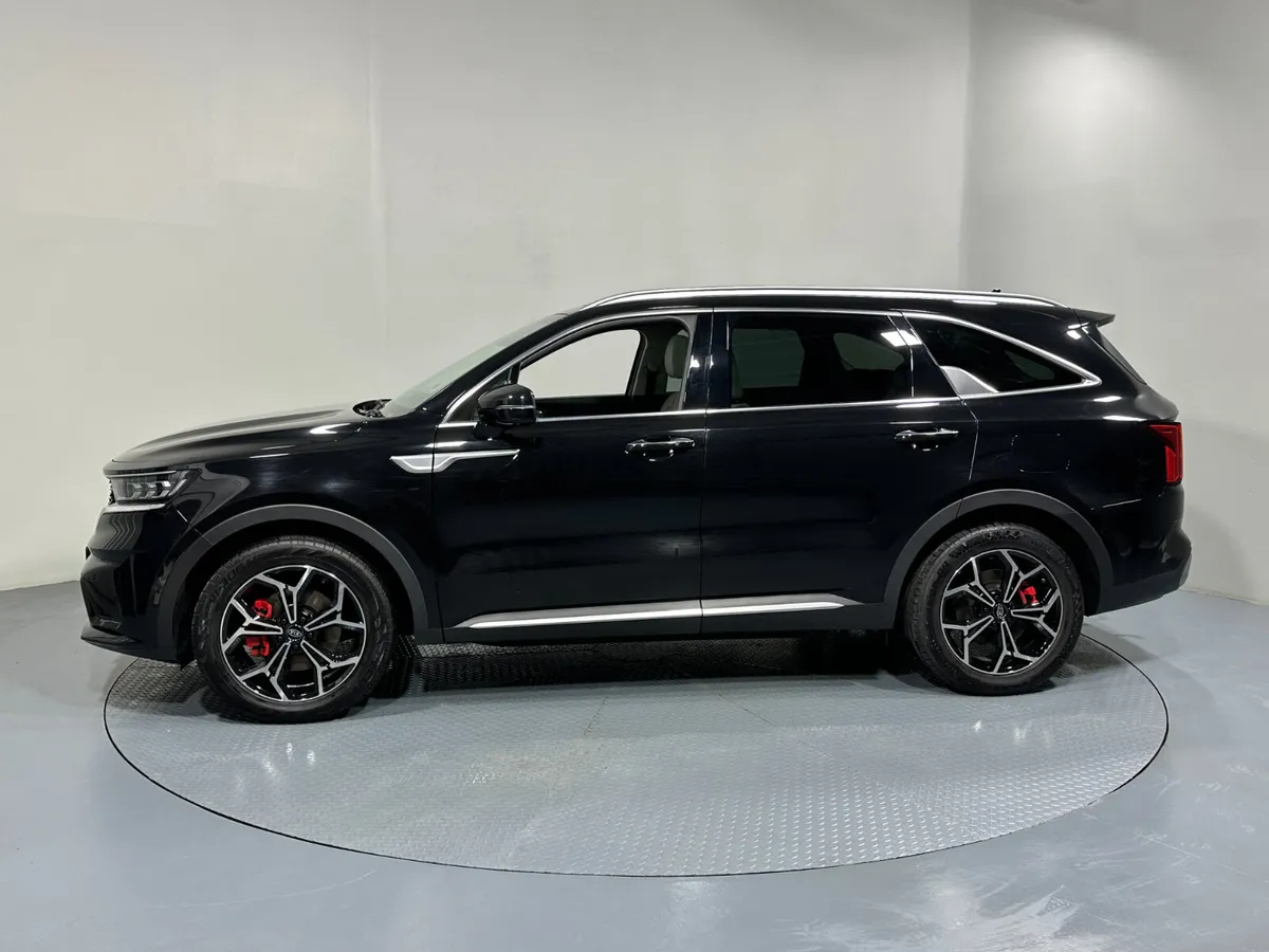 Kia Sorento SAM 1.6 PHEV 4x4 7 Seater 232 - Image 4