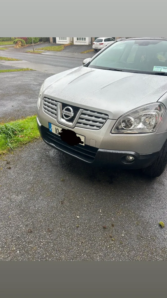 Nissan 2010 QASHQAI - Image 1