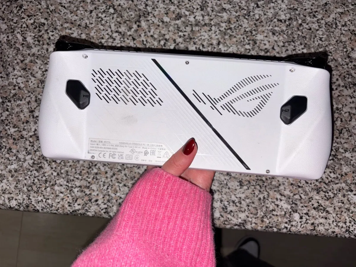 Asus Rog Ally Z1 Extreme 512GB - Image 3