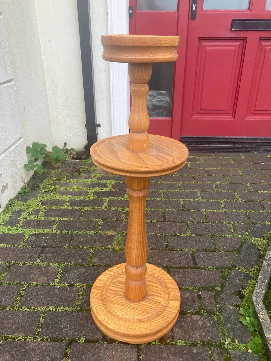 1920s vintage two tier smokers stand - Image 1