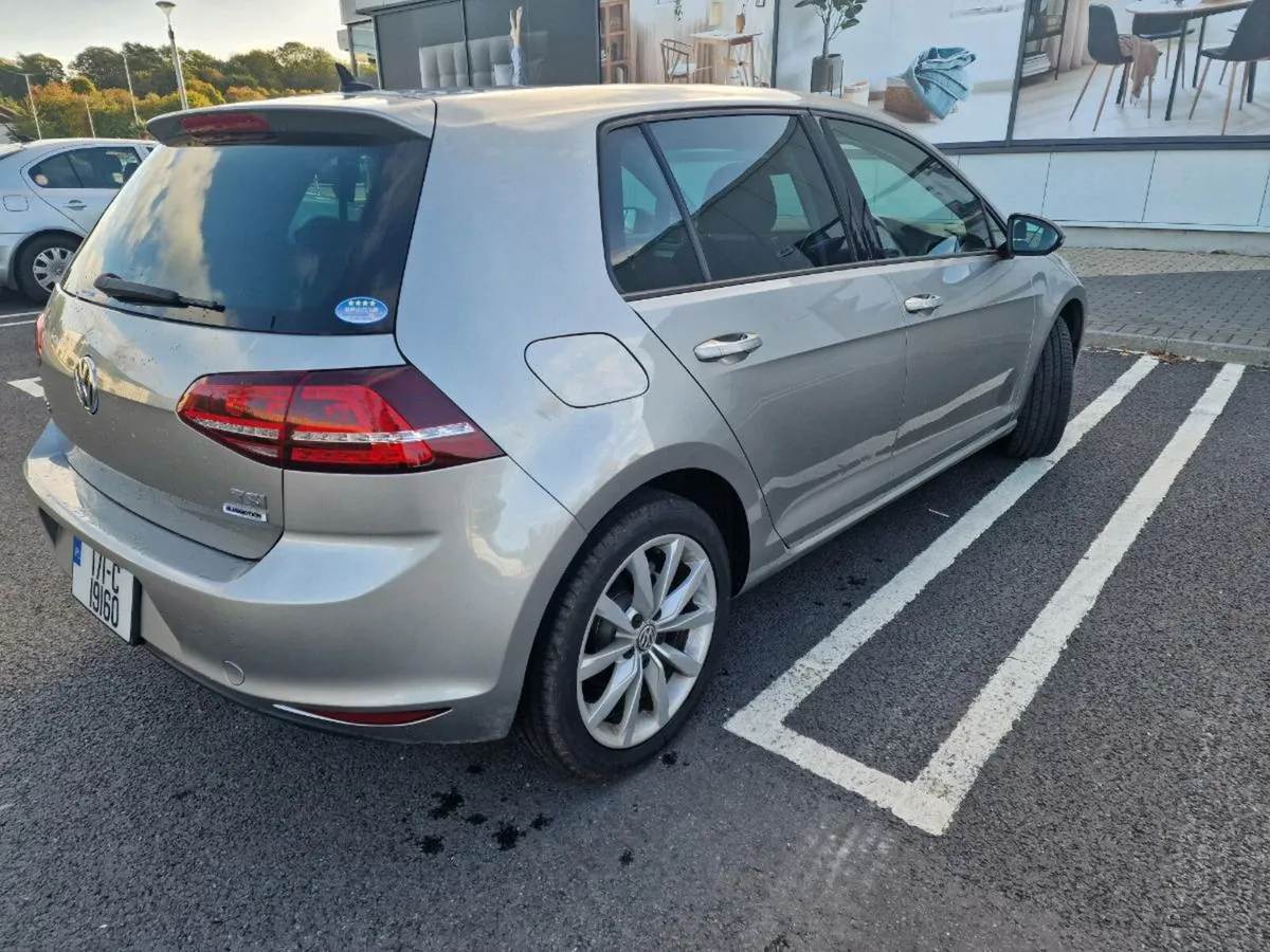 Volkswagen Golf 2017 1.2L Automatic 29k km - Image 4